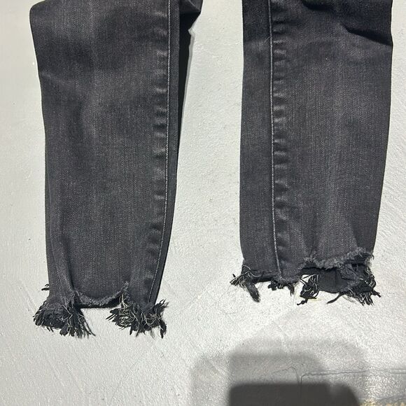 Abercrombie & Fitch High Rise Ankle Jeans - Picture 7 of 7